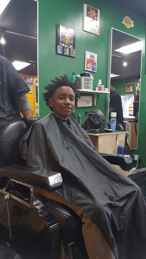 Barber Shop «In the Zone Barber Shop», reviews and photos, 10703 White Oak Ave, Granada Hills, CA 91344, USA