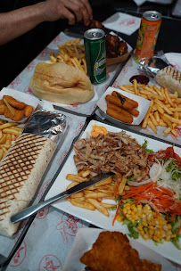 Photos du propriétaire du Kebab L’ÉTOILE - BALLAINVILLIERS à Clermont-Ferrand - n°3
