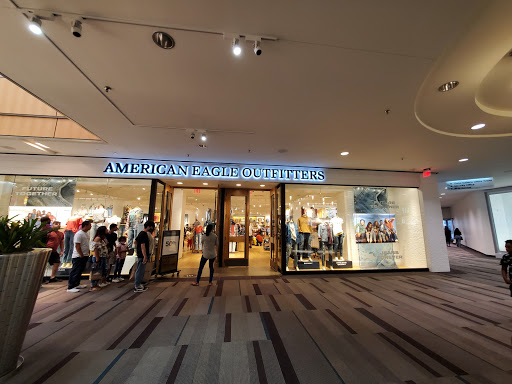 American Eagle & Aerie Store image 8