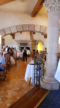 Atmosphère du Restaurant L'Auberge de Cendrillon à Chessy - n°15