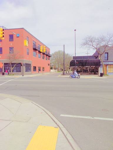 Ice Cream Shop «Sanders Chocolate & Ice Cream Shoppes - Wyandotte», reviews and photos, 3042 Biddle Ave, Wyandotte, MI 48192, USA