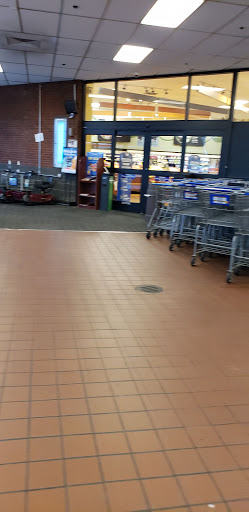 Grocery Store «Kroger», reviews and photos, 5050 Rutgers Street Northwest, Roanoke, VA 24012, USA