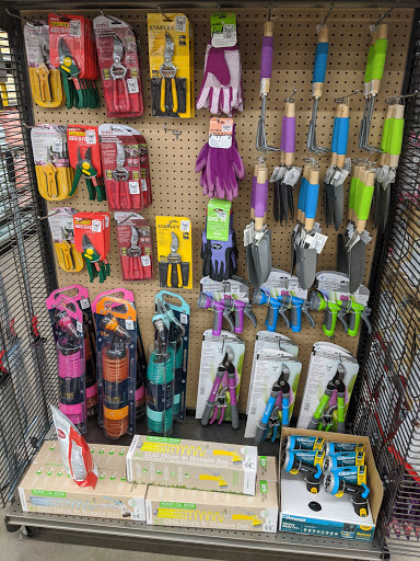 Home Goods Store «Tuesday Morning», reviews and photos, 985 US-6, Iowa City, IA 52240, USA