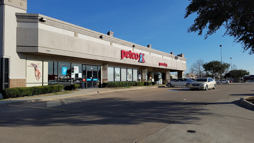 Pet Supply Store «Petco Animal Supplies», reviews and photos, 2722 N Josey Ln #107, Carrollton, TX 75007, USA