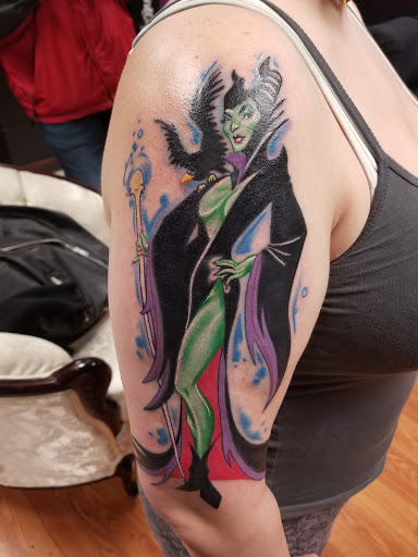 Tattoo Shop «Dermawerx Tattoo», reviews and photos, 9853 Silverdale Way NW STE 107, Silverdale, WA 98383, USA