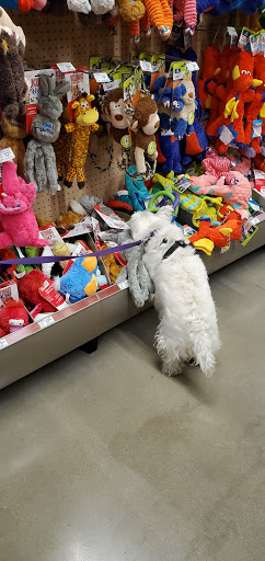 Pet Supply Store «PetSmart», reviews and photos, 23271 Eureka Rd, Taylor, MI 48180, USA