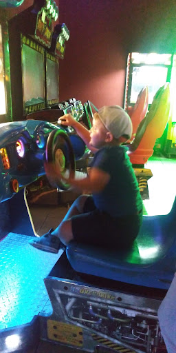 Movie Theater «Cinemark 16», reviews and photos, 15171 Crossroads Pkwy, Gulfport, MS 39503, USA