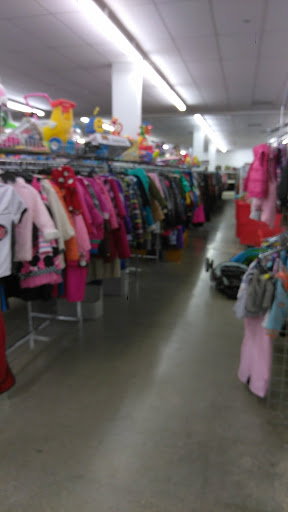Thrift Store «The Salvation Army Family Store & Donation Center», reviews and photos, 26065 Greenfield Rd, Southfield, MI 48076, USA
