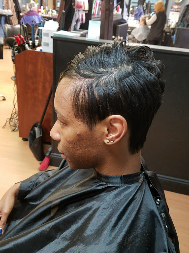 Beauty Salon «Get Even Salon», reviews and photos, 121 Avenue I SE, Winter Haven, FL 33880, USA