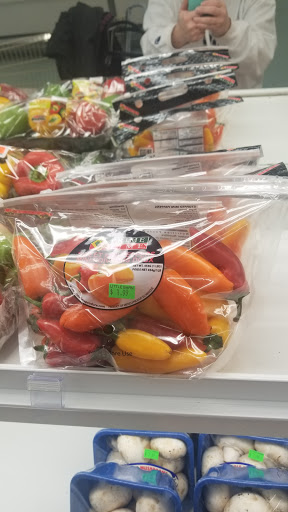 Grocery Store «Little Barn Discount Groceries», reviews and photos, 6200 Lincoln Hwy, Bedford, PA 15522, USA