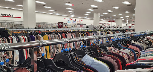 Clothing Store «Burlington Coat Factory», reviews and photos, 275 Main St #4, White Plains, NY 10601, USA