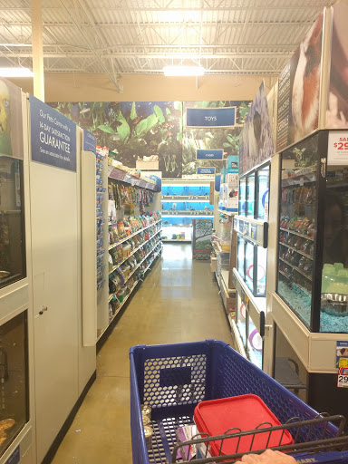 Pet Supply Store «PetSmart», reviews and photos, 2641 Lawndale Dr, Greensboro, NC 27408, USA