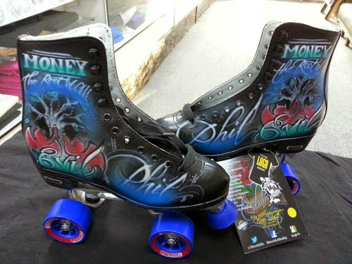 Airbrushing Service «Midwest Ink Airbrushing & Custom T-shirt Screen Print Shop», reviews and photos, 4733 S Ashland Ave, Chicago, IL 60609, USA