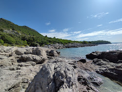 Photo de Beach Zamali situé dans une zone naturelle