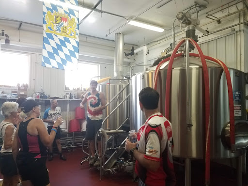 Bicycle Store «Penn Cycle : Minnetonka», reviews and photos, 10750 Cedar Bend, Minnetonka, MN 55305, USA