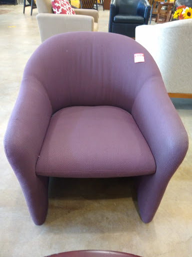 Office Furniture Store «Office Furniture Liquidations», reviews and photos, 4400 S Piedras Dr #101, San Antonio, TX 78228, USA