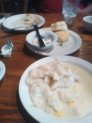 American Restaurant «Cracker Barrel Old Country Store», reviews and photos, 6055 Som Center Rd, Willoughby, OH 44094, USA