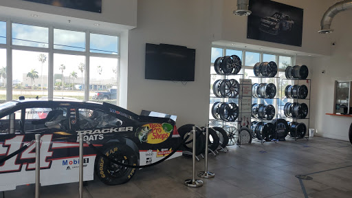 Tire Shop «Falcon Tire Auto Center», reviews and photos, 13215 W Okeechobee Rd, Hialeah Gardens, FL 33018, USA