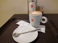 Cappuccino du Café illy à Paris - n°6