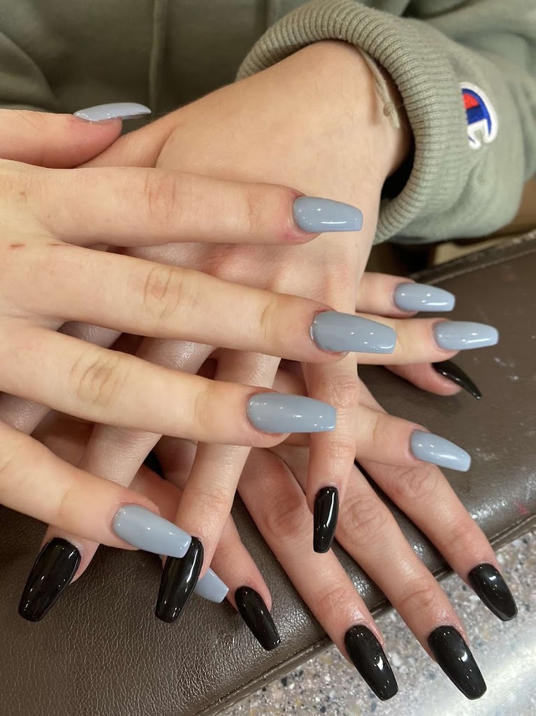OMG Nails & Spa 49307