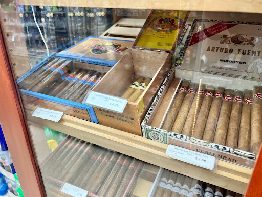 Tobacco Shop «Smokers Heaven KC», reviews and photos, 10145 Wornall Rd, Kansas City, MO 64114, USA