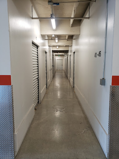 Self-Storage Facility «Public Storage», reviews and photos, 817 Redwood Highway Frontage Rd, Mill Valley, CA 94941, USA