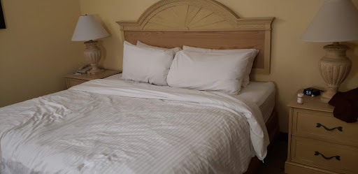 Hotel «Wyndham El Paso Airport Hotel and Water Park», reviews and photos, 2027 Airway Blvd, El Paso, TX 79925, USA