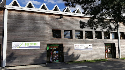 BEEV’UP par Bureau Vallée. Référencement des entreprises locales. Réseau d'entrepreneurs. à Les Clayes-sous-Bois