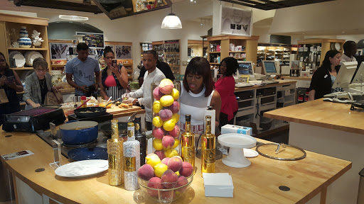 Shopping Mall «Lenox Square», reviews and photos, 3393 Peachtree Rd NE, Atlanta, GA 30326, USA