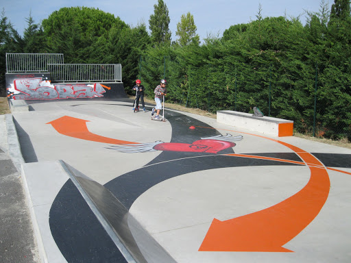 Espace de loisirs skatepark et city