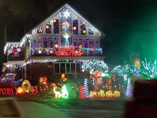 Park «Forest Park Carousel», reviews and photos, Forest Park Dr, Woodhaven, NY 11421, USA