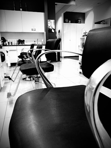 Hair Salon «TONI&GUY Hair Salon», reviews and photos, 15900 La Cantera Pkwy #25120, San Antonio, TX 78256, USA