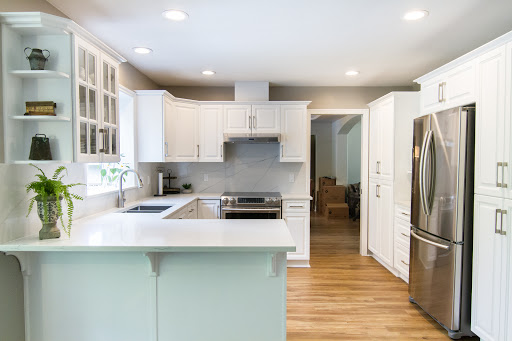 Cabinet Painting Vancouver, 998 Harbourside Dr unit 114, North Vancouver, BC V7P 3T2