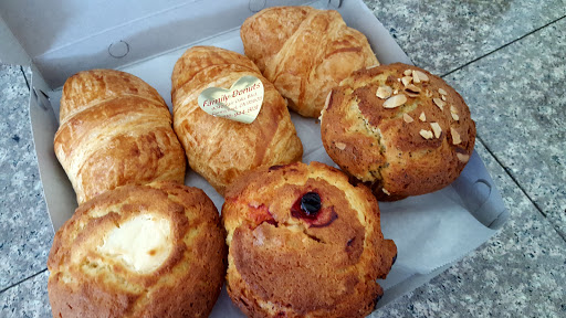 Dessert Shop «Family Donuts & Deli», reviews and photos, 9045 Fair Oaks Blvd, Carmichael, CA 95608, USA