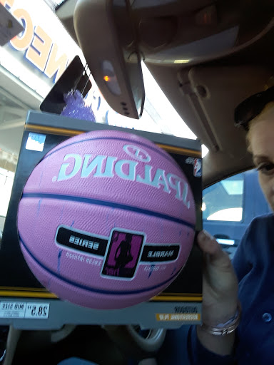 Shoe Store «Hibbett Sports», reviews and photos, 2048 W Oaklawn Rd #230, Pleasanton, TX 78064, USA