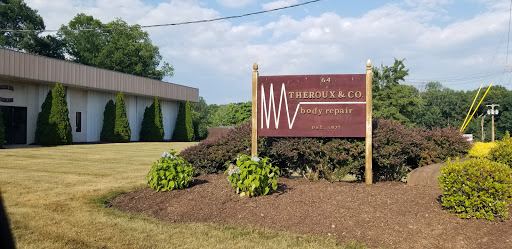 Auto Body Shop «Theroux & Co Auto Body Repair & Collision Service», reviews and photos, 64 Rossotto Dr, Hamden, CT 06514, USA