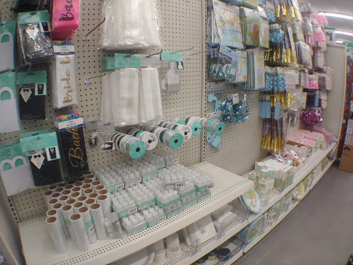 Dollar Store «Dollar Tree», reviews and photos, 2375 S Hwy 27, Clermont, FL 34711, USA