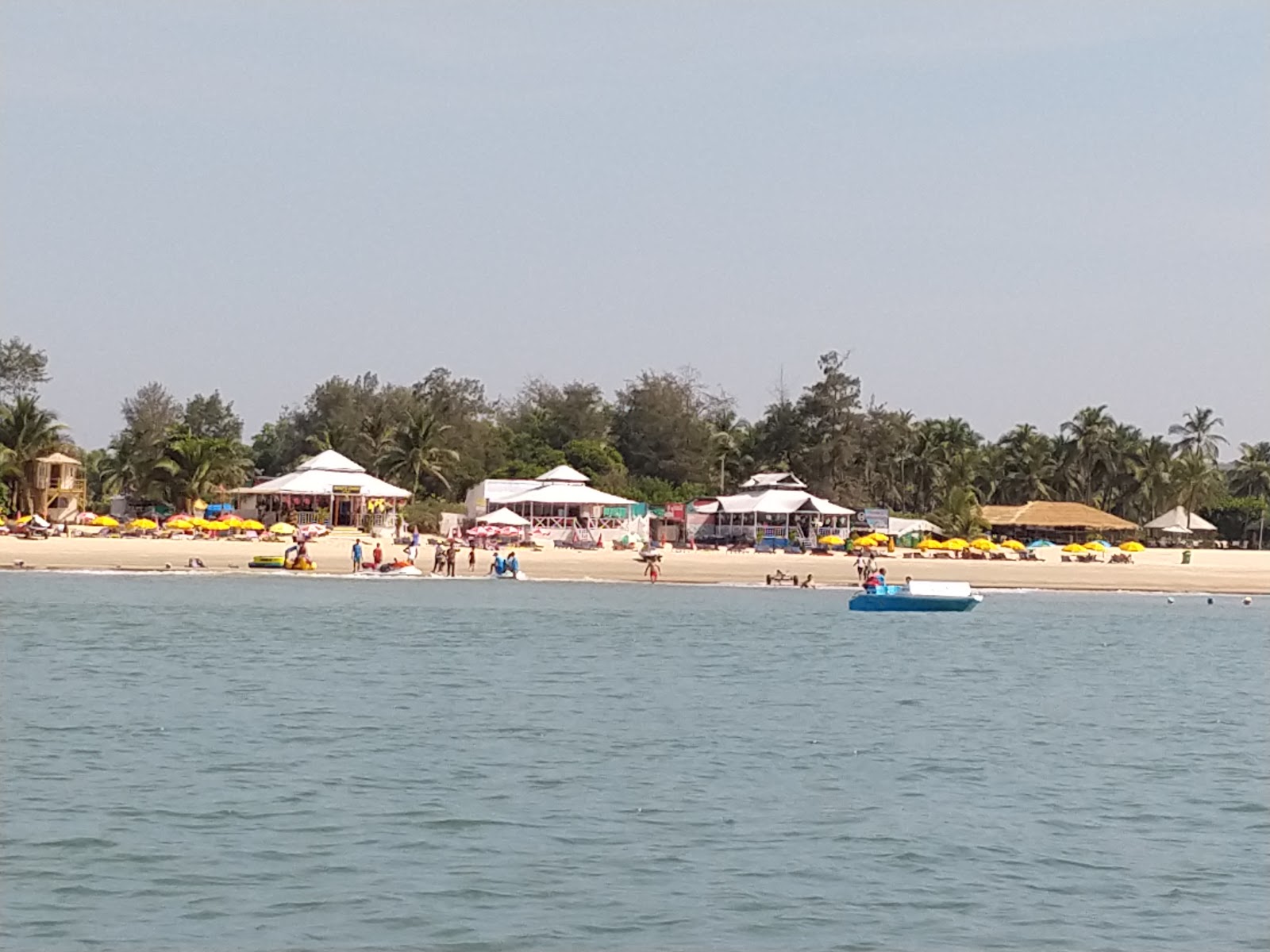 Foto de Mobor Beach - lugar popular entre os apreciadores de relaxamento