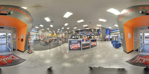 Health Club «Crunch - Carrollwood», reviews and photos, 15798 N Dale Mabry Hwy, Tampa, FL 33618, USA