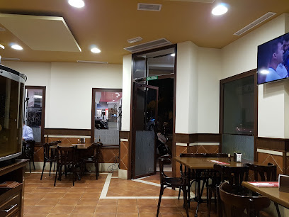 Café Bar Hisa - Av. de Andalucía, 80, 14550 Montilla, Córdoba, Spain