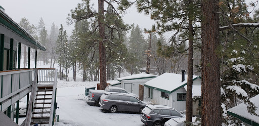 Hillcrest Suites & Cabins image
