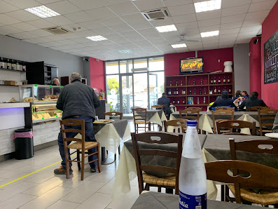 Coffee And Food Via della Quaglia, 17, 04012 Cisterna di Latina LT, Italia