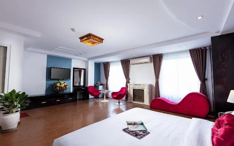 Hanoi Amore Hotel & Travel image