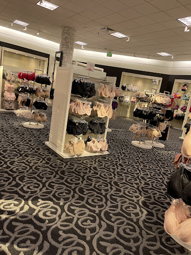 Department Store «Nordstrom Tacoma Mall», reviews and photos, 4502 S Steele St, Tacoma, WA 98409, USA