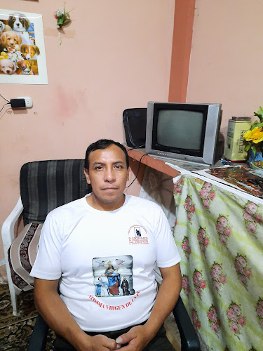 Opiniones de Piscina Y Gimnasio Colegio Experimental Capitán Edmundo Chiriboga en Riobamba - Gimnasio
