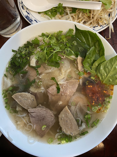 Binh Minh Vietnamese Restaurant