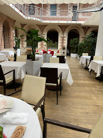 Atmosphère du Restaurant Le Jardin du Cloître à Lille - n°3