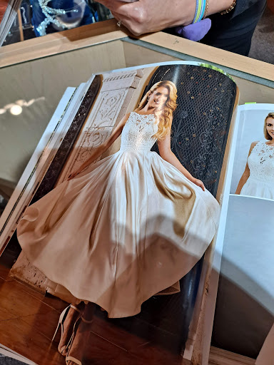 Bridal Shop «Debbie Bridal», reviews and photos, 529 S Broadway, Los Angeles, CA 90013, USA