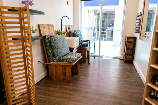 Hair Salon «Luxuria Salon & Spa», reviews and photos, 18207 Hillcrest Ave, Olney, MD 20832, USA