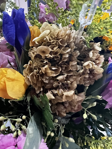 Florist «Country Garden Florist», reviews and photos, 106 High St, Clinton, MA 01510, USA